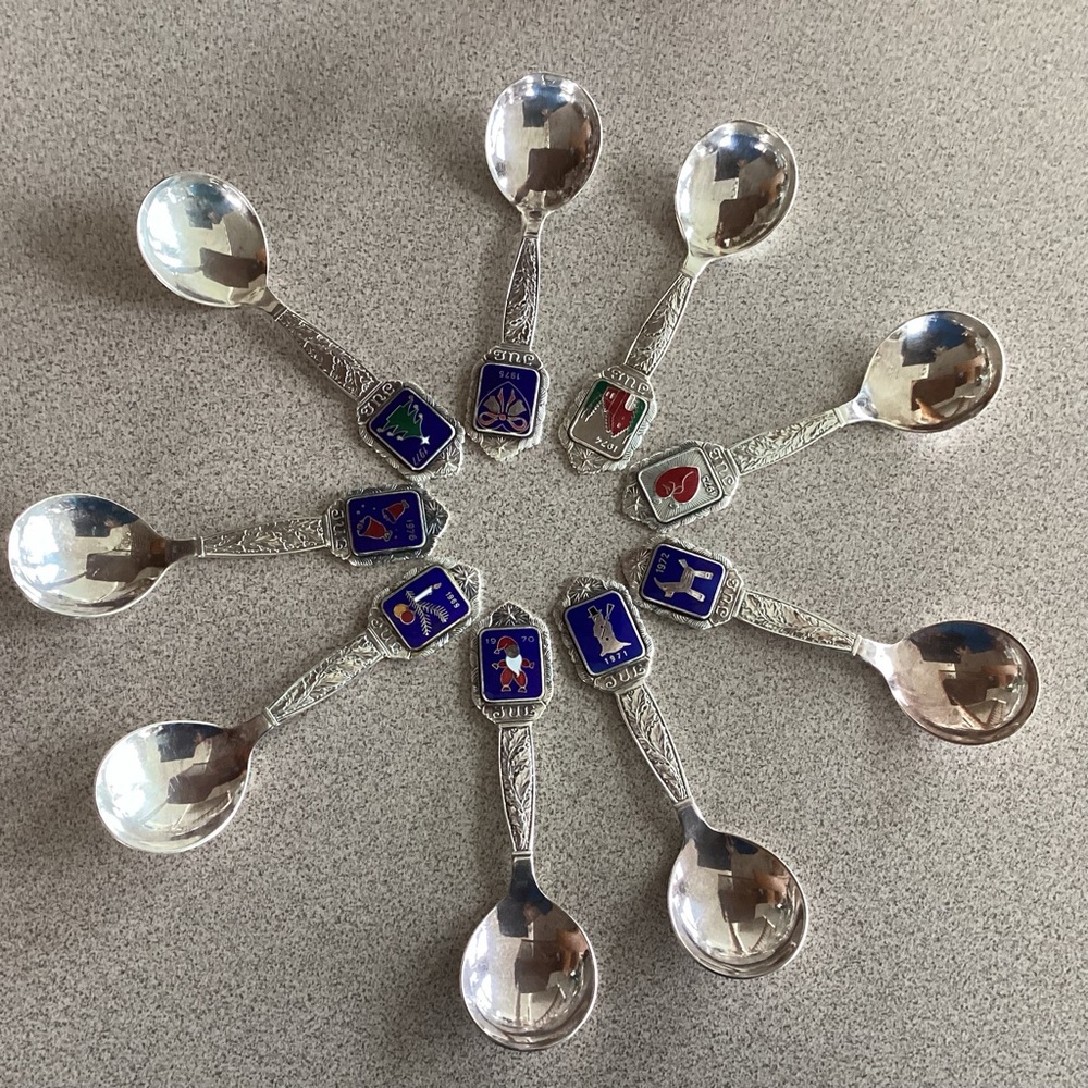 Set of 9 Danish Christmas Spoons  1969 - 1977 🇩🇰